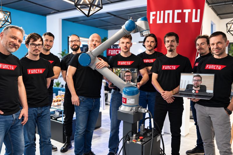 Tím Functu